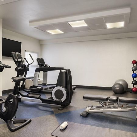 Four Points By Sheraton Greensboro Airport Εξωτερικό φωτογραφία