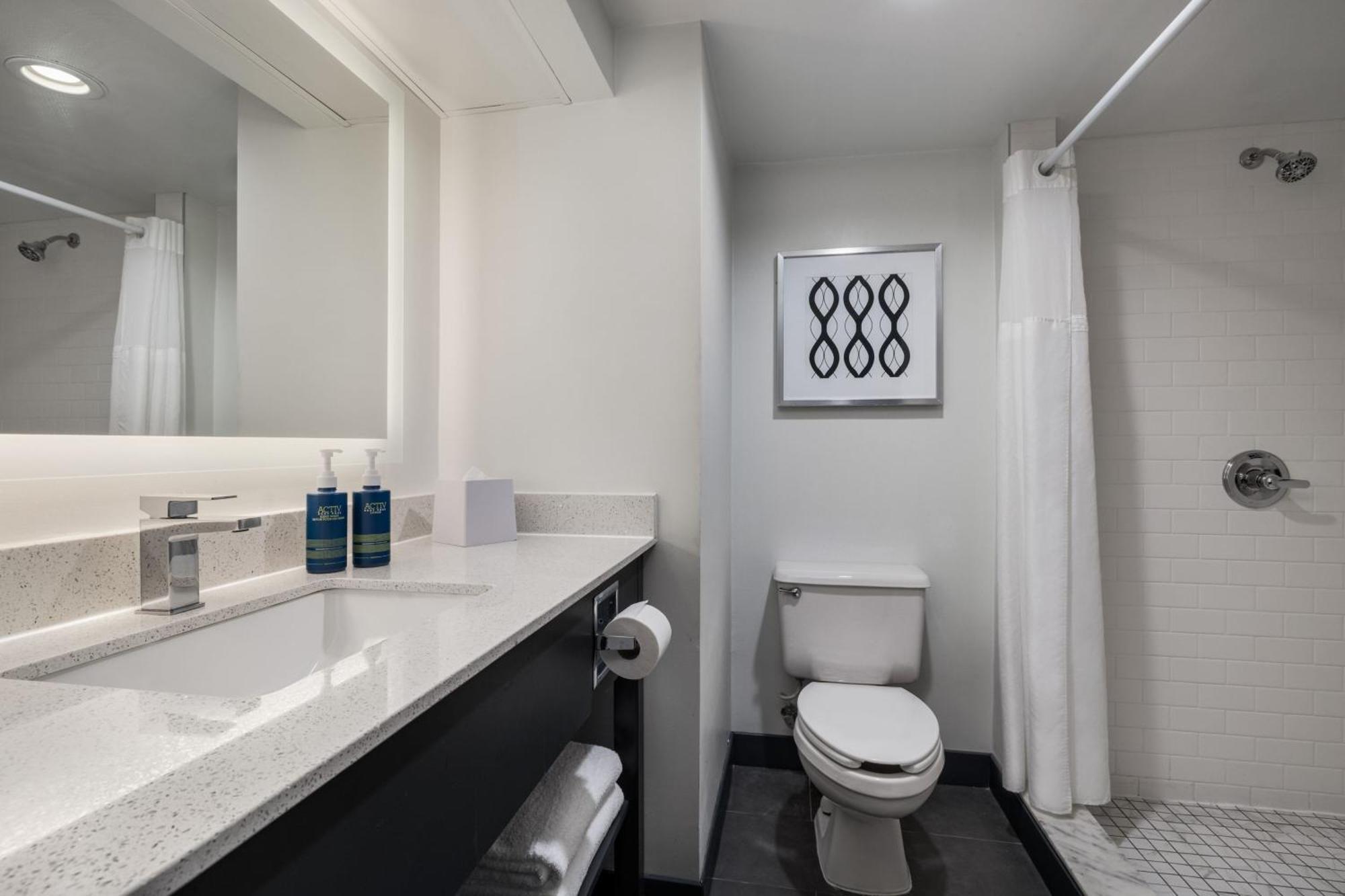 Four Points By Sheraton Greensboro Airport Εξωτερικό φωτογραφία