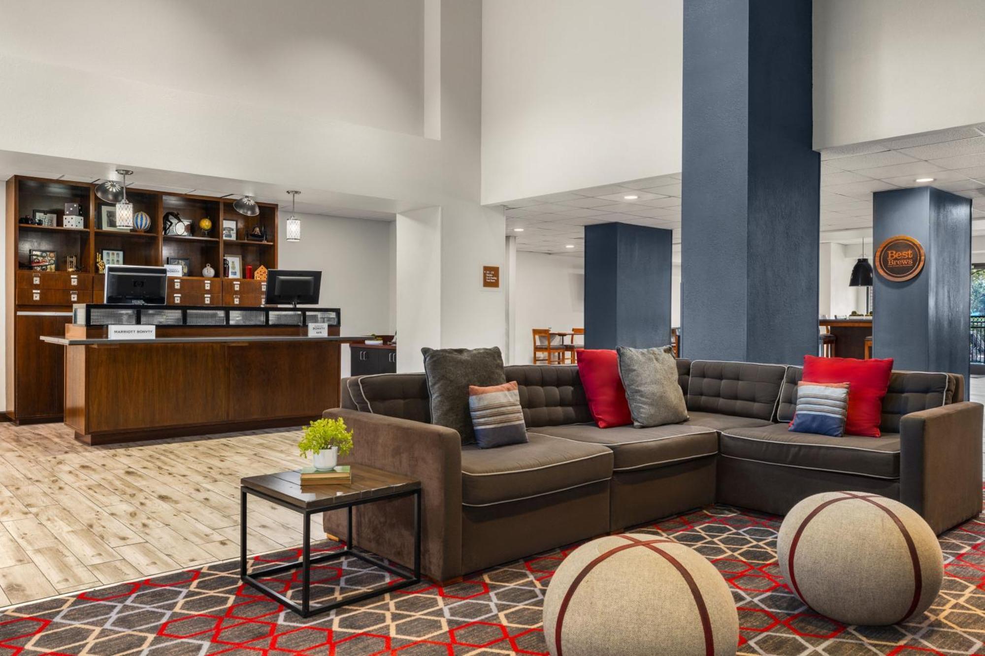 Four Points By Sheraton Greensboro Airport Εξωτερικό φωτογραφία