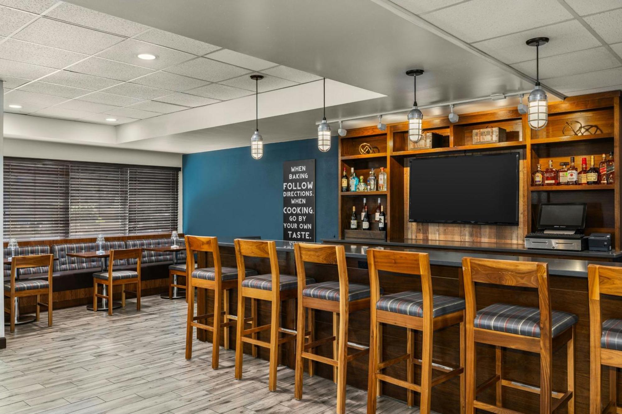 Four Points By Sheraton Greensboro Airport Εξωτερικό φωτογραφία