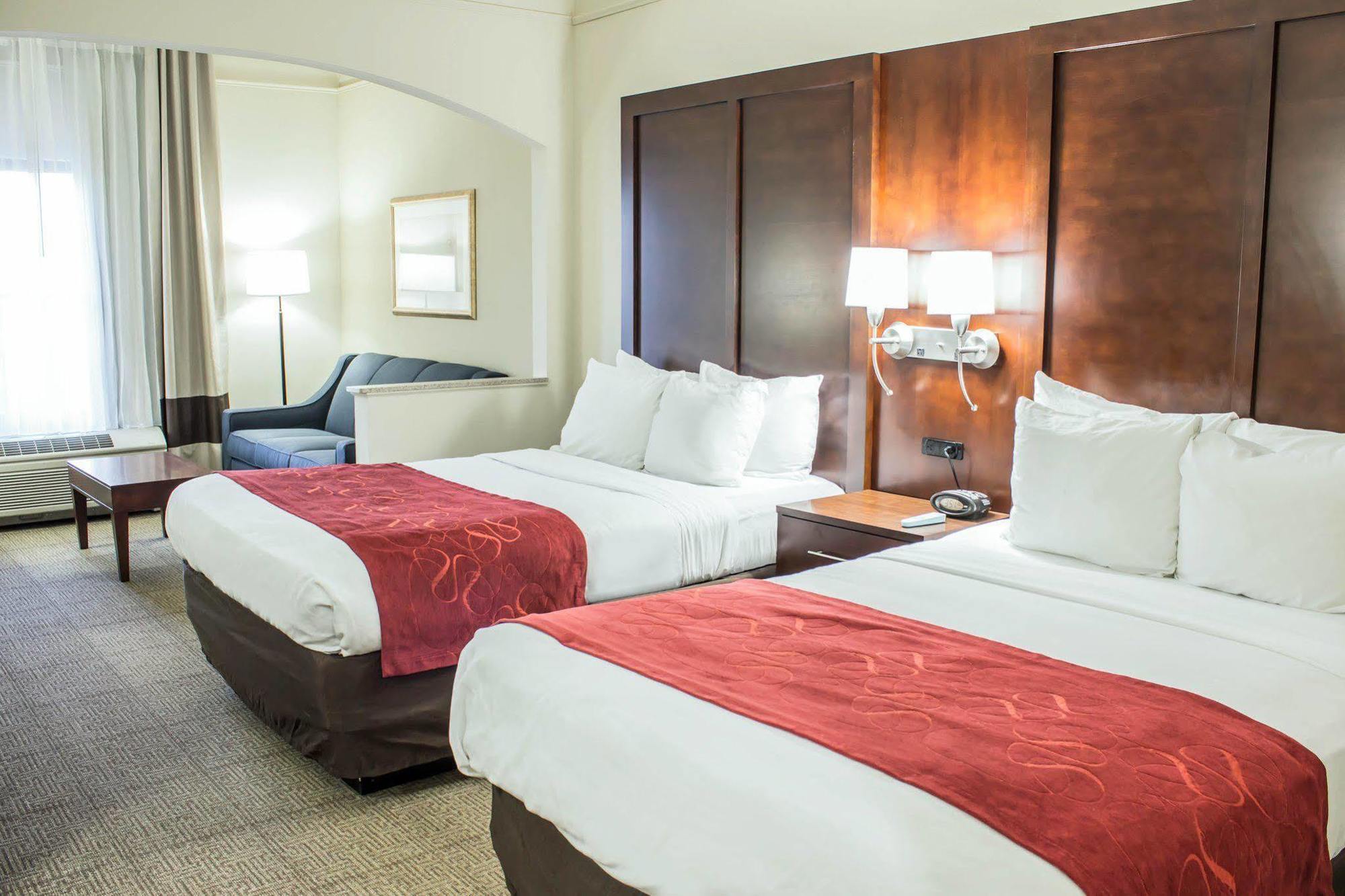 Four Points By Sheraton Greensboro Airport Εξωτερικό φωτογραφία